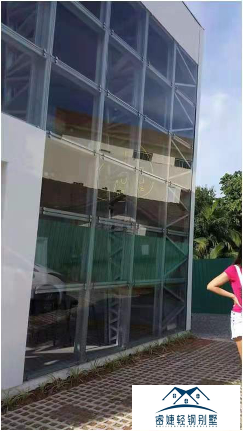 裝配式鋼結(jié)構(gòu)之藝術(shù)中心(圖7) 裝配式鋼結(jié)構(gòu)之藝術(shù)中心(圖7)